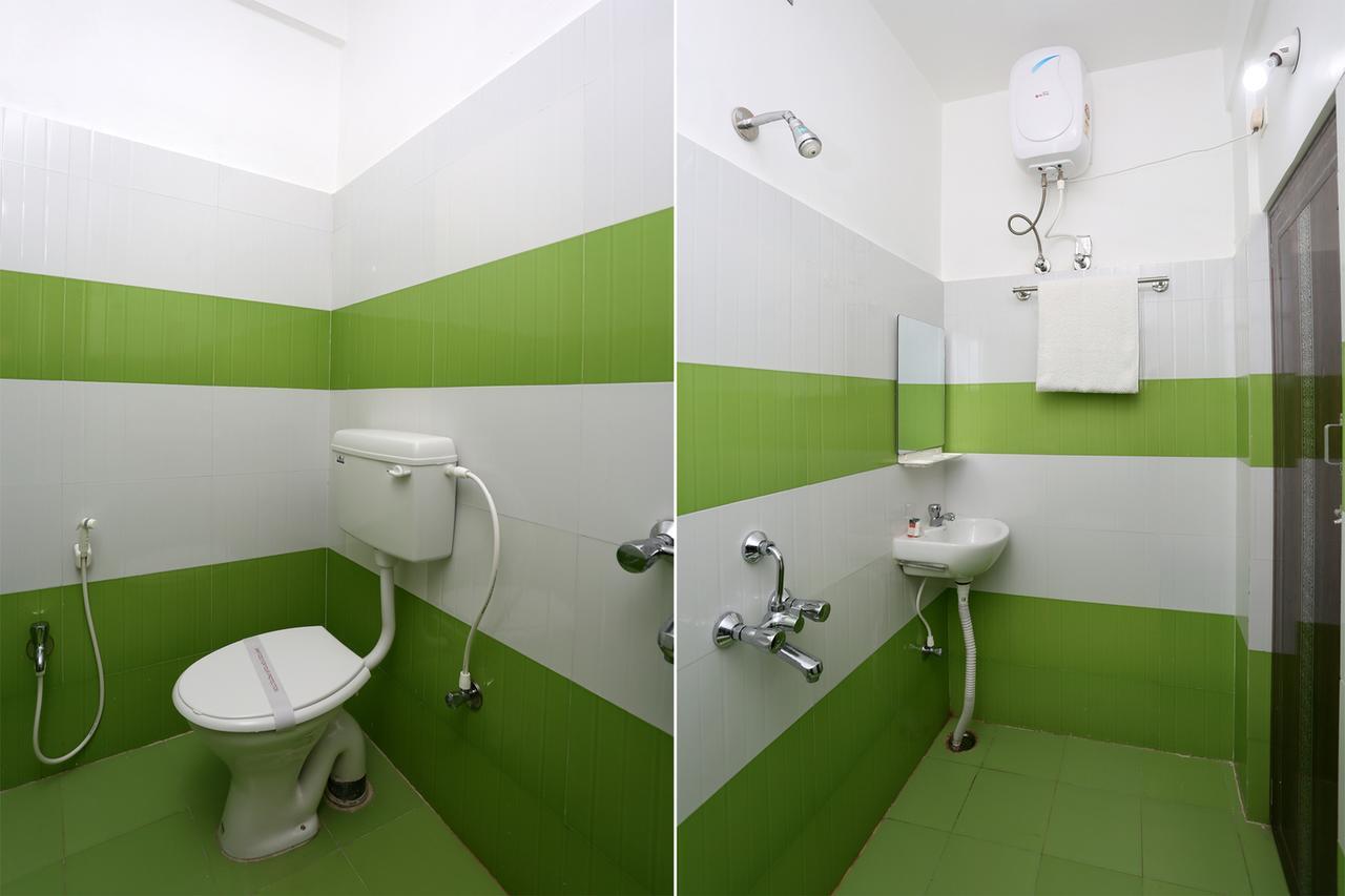 Krishna Residency Hotel Puri Kültér fotó